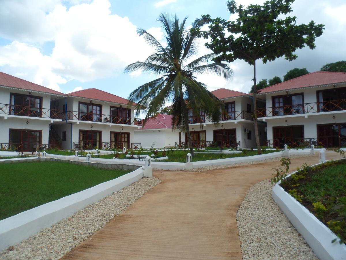 Amaan Ocean Hotel Kihinani Bububu Exterior foto